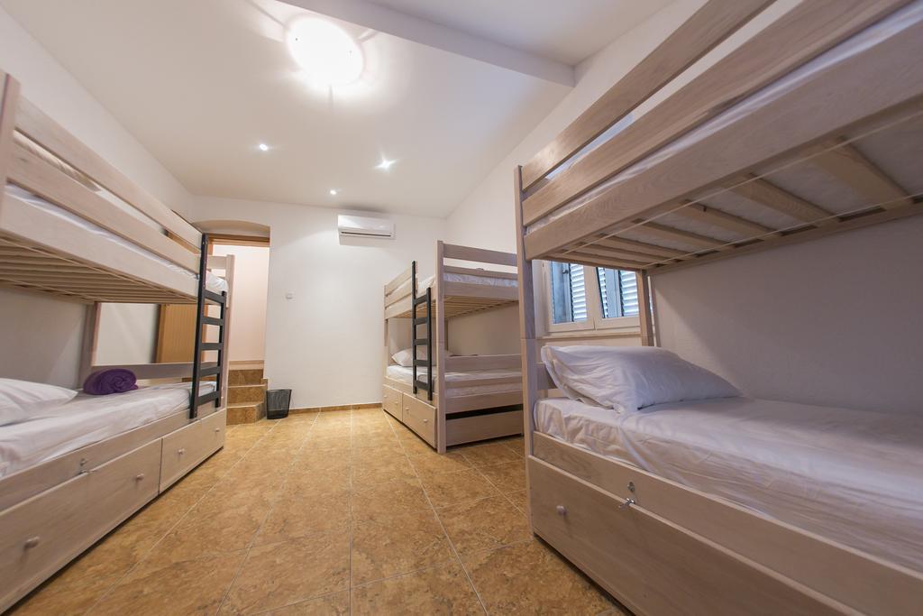 City Hostel تروغير الغرفة الصورة